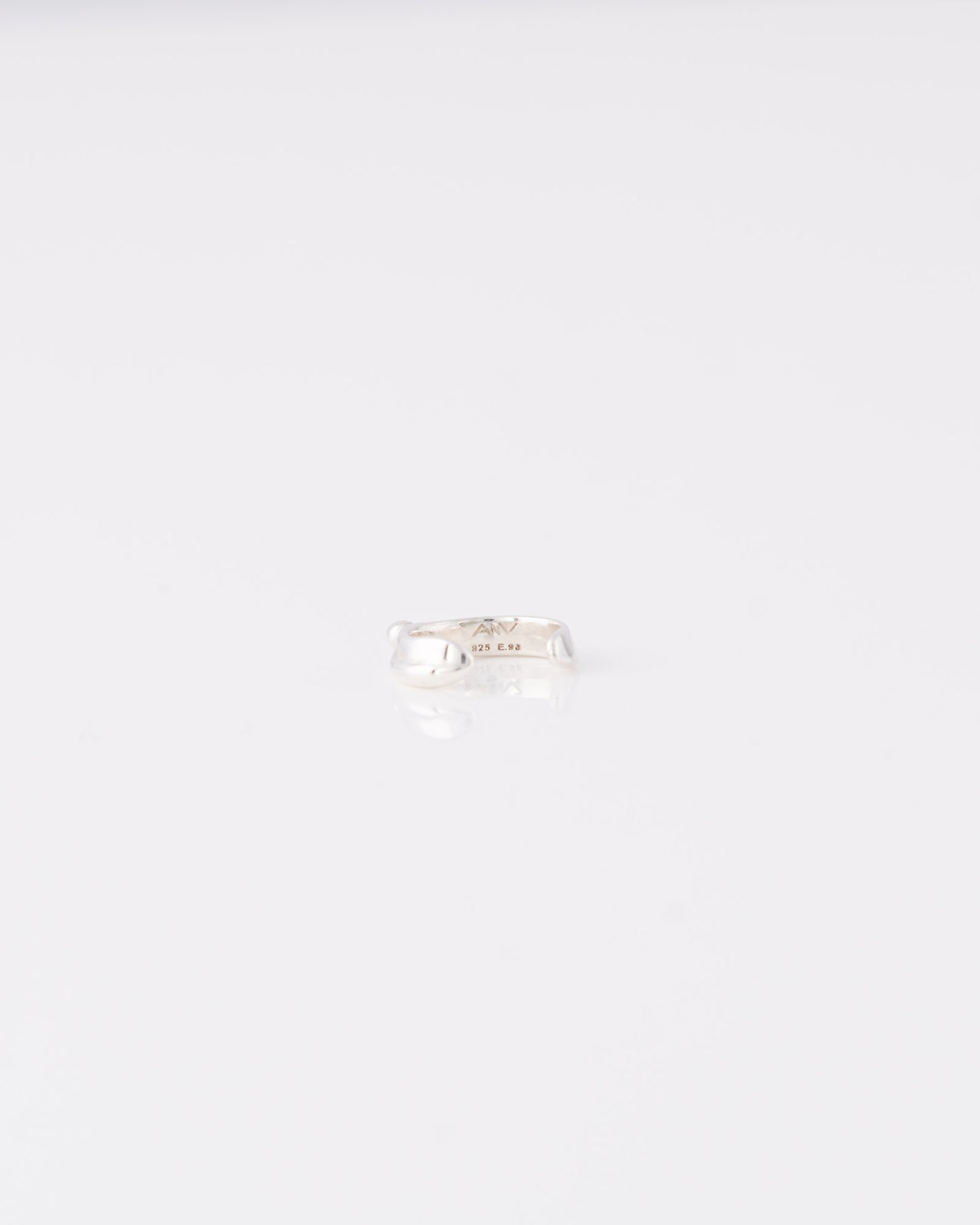 Dot Ear Cuff