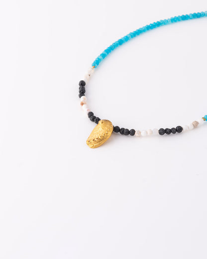 Minimal κολιέ Abalone Beaded Gemstones με επίχρυσο 925 από τη Summer Collection της ANV Jewelry.