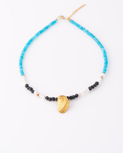 Συνολική άποψη του κολιέ Abalone Beaded Gemstones με προέκταση της ANV Jewelry.