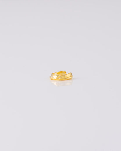 Dot Ear Cuff